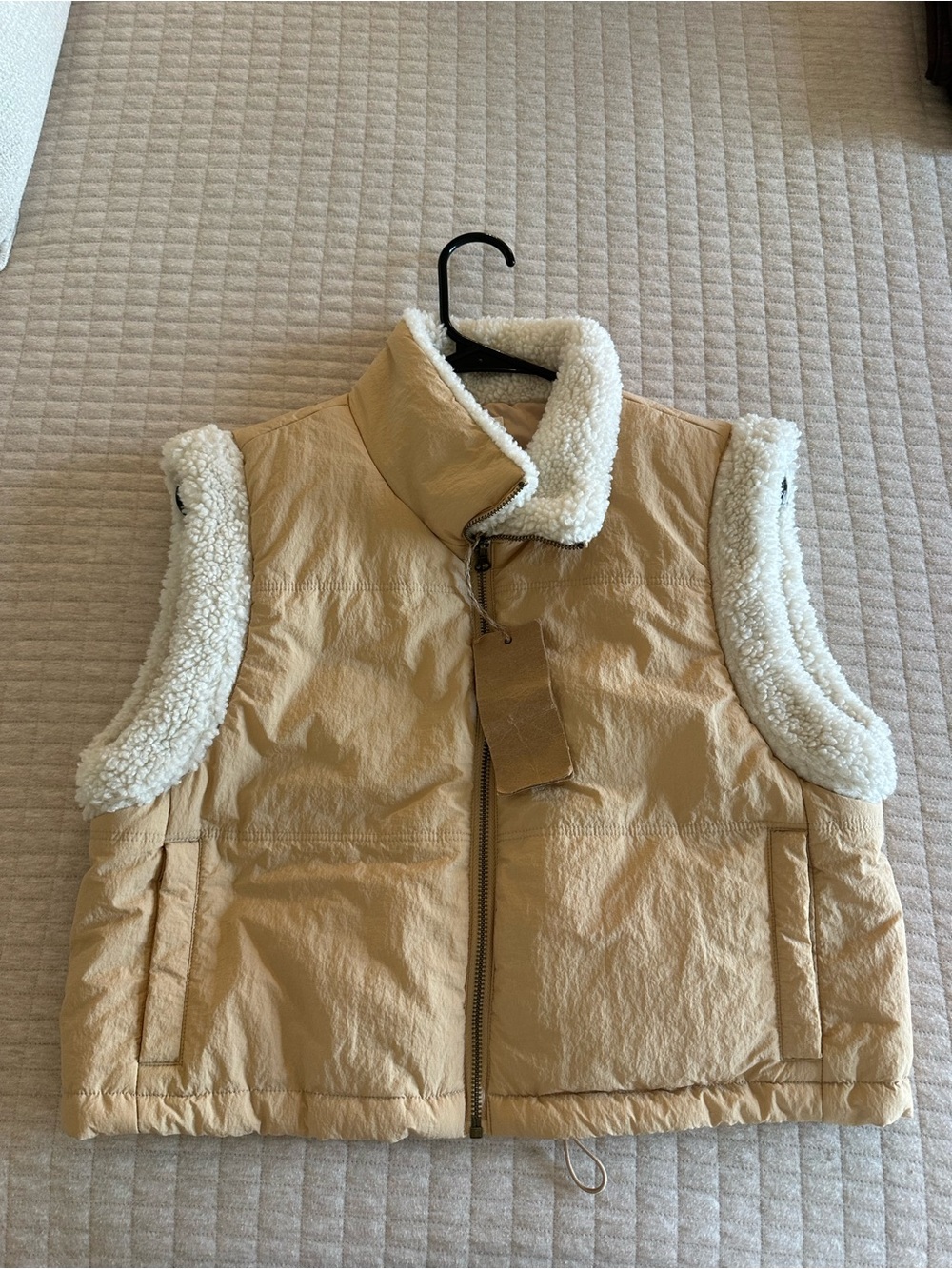 Sherpa-Lined cropped Puffer Vest